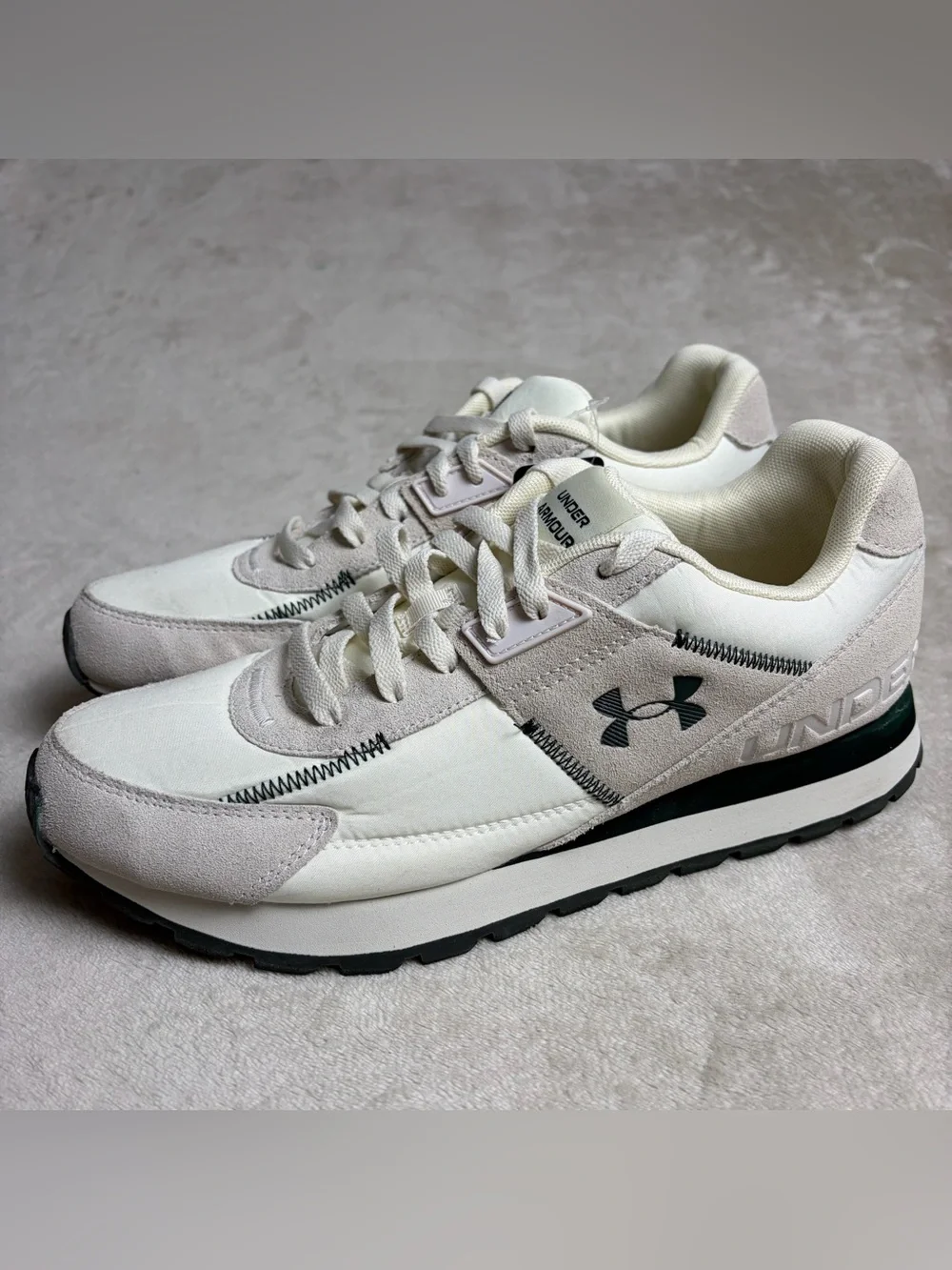 Under Armour Essential Runner Running Shoes Mens 10 White/Brown Sneakers New